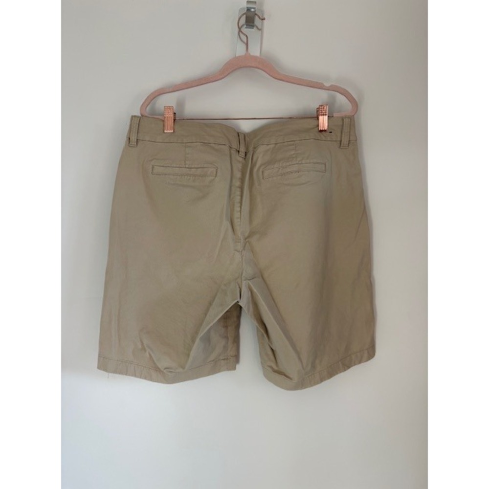 J.Crew Womens Khaki Tan Chino Bermuda Shorts Size 14 Mid Rise Cotton Twill 9 In - Picture 3 of 3